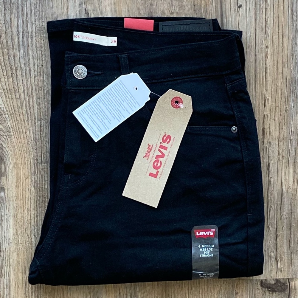 Levi's 505™ STRAIGHT LEG WOMEN'S JEANS